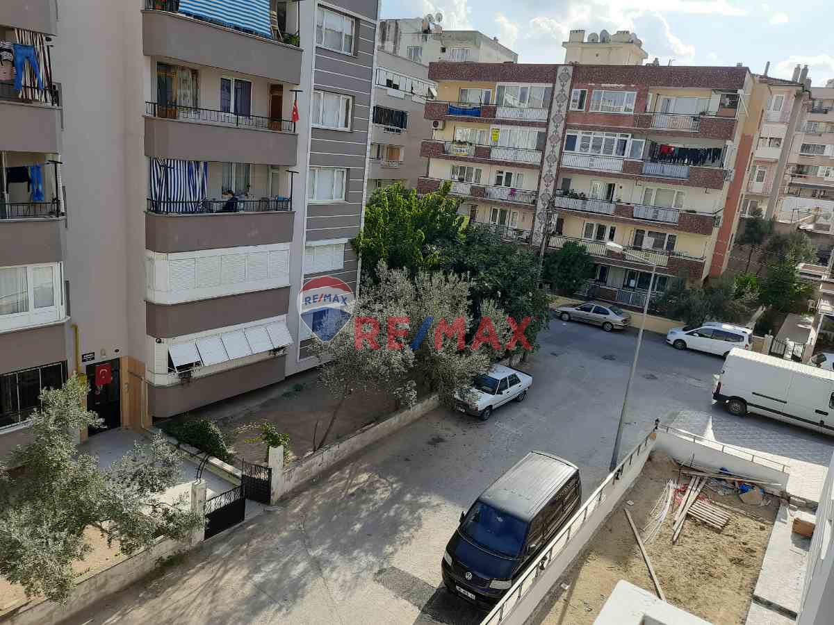 ALİAĞA KAZIM DİRİK MAH. MERKEZDE 3+1 DOĞALGAZLI KİRALIK DAİRE