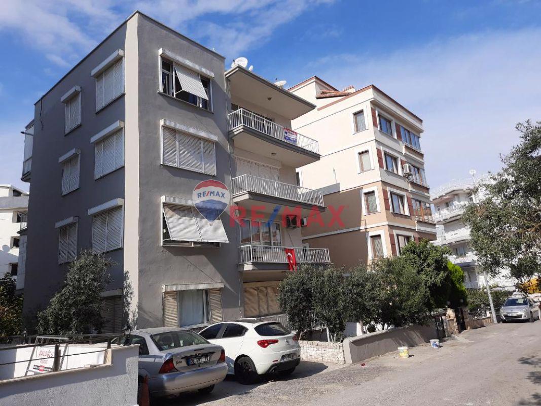 ALİAĞA KAZIM DİRİK MAH. MERKEZDE 3+1 DOĞALGAZLI KİRALIK DAİRE