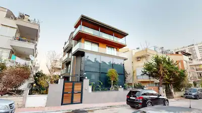 KONYAALTI'NDA DENIZE 400 M MESAFEDE MÜSTAKIL VILLA DENIZ GÖRÜR