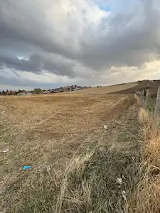 PURSAKLAR YEŞİLOVA MAHALLESİ'NDE ÇOK DEĞERLİ SATILIK TARLA