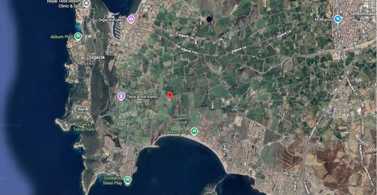SEFERİHİSAR SIĞACIK' DA DENİZE 750 MT MESAFEDE YATIRIMA UYGUN 4157 M² TARLA