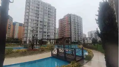 REMAX HEDEF GÖKHAN ASLANTAŞ'TAN ADNAN KAHVECİ MAH. 11 MAHALLE SİTESİNDE 3+1 SATILIK DAİRE
