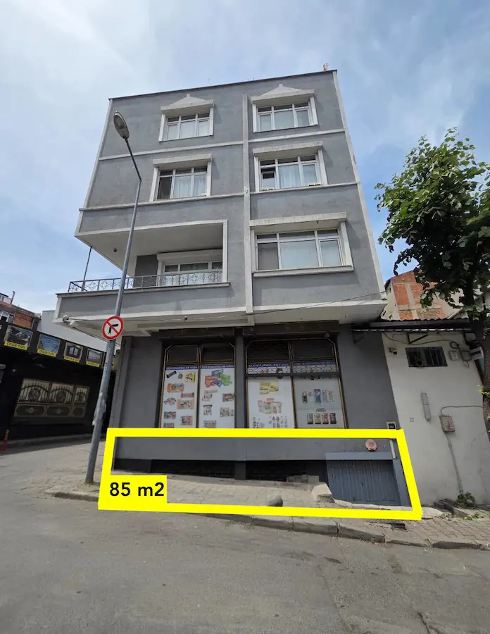 GAZIOSMANPAŞA MERKEZ MAHALLESI'NDE 90 M² YARI BODRUM KIRALIK İŞYERI / DEPO