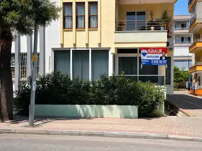 ALANYA GÜLLER PINARI MAH 2+1 KİRALIK OFİS