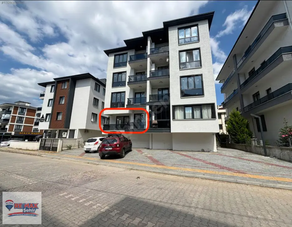 REMAX ŞEHİR ÇİFTLİKKÖY SİTELER MAH. KİRALIK SIFIR 2+1 DAİRE
