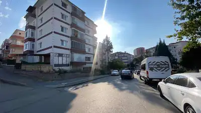SINCAN ANDIÇEN'DE MERKEZI KONUM YAPILI 3+1 DAIRE /REMAX ENBATI