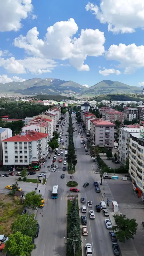 REMAX ARTIS'DEN TERMINAL'DE YÜKSEK CIROLU DEVREN KIRALIK İŞLETME