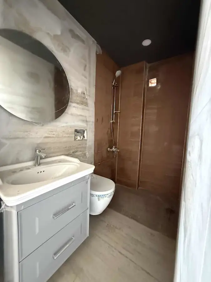 SANCAKTEPE’DE 3+1 | 2 BANYO | BALKONLU | MERKEZİ ISITMALI | BOŞ & HEMEN TESLİME HAZIR