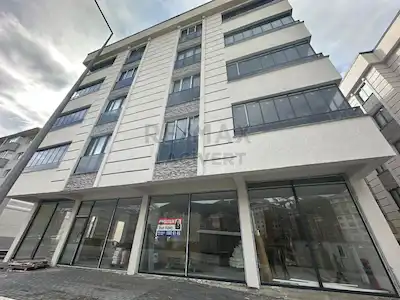 RE/MAX LACİVERT'TEN YILDIZKENT'TE SATILIK DÜKKAN