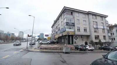 BALGAT ÇETİN EMEÇ BULVARI'NDA İŞYERİ /OFİS VE KONUT KULLANIMINA UYGUN FULL YAPILI SATILIK DAIRE
