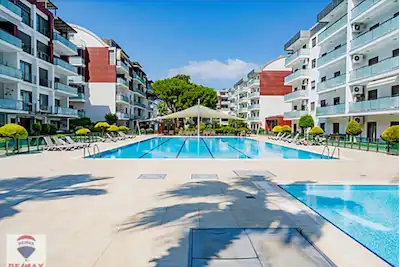 REMAX LEON GÜZELYALI KÖKSAL EVLERİ DENİZ GÖREN KİRALIK 5+1 DAİRE