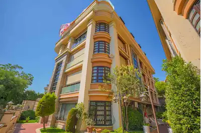 FLORYA HAT BOYUNDA SATILIK 4+1 LÜKS DAİRE
