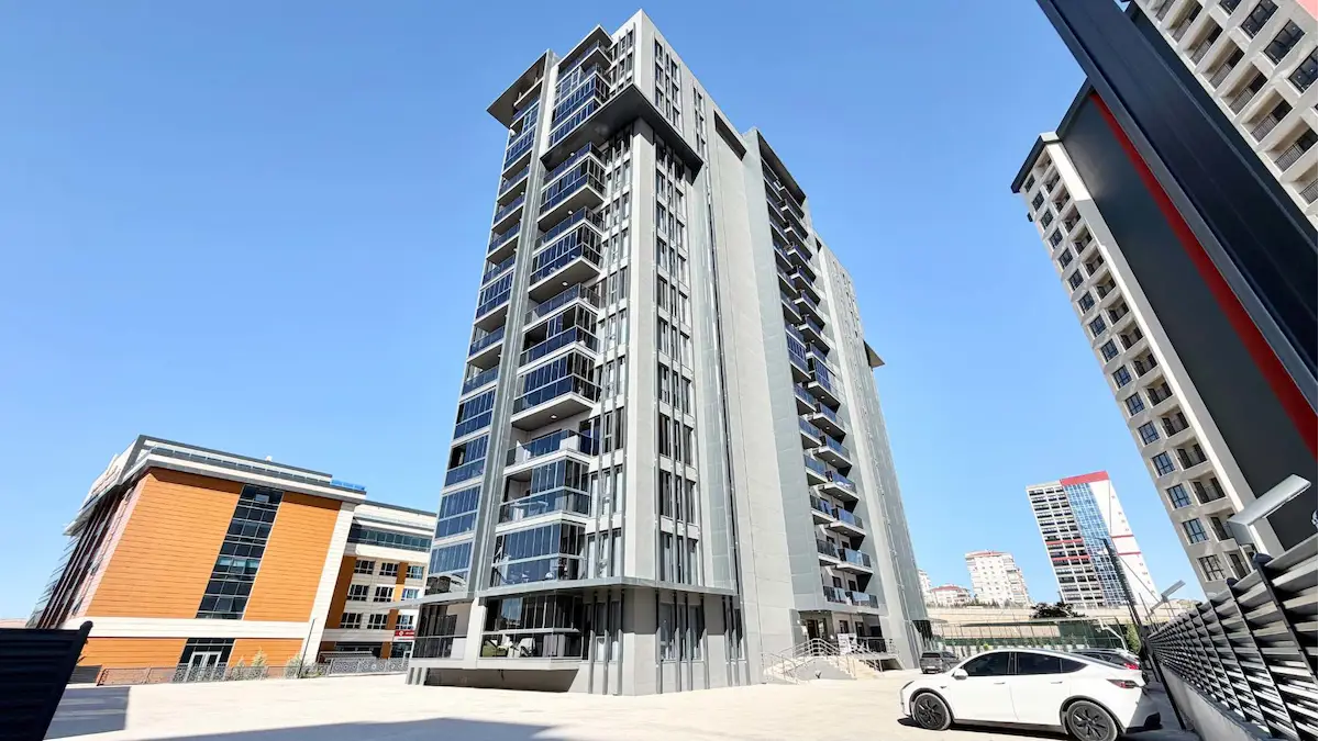 ELEN 145 - ANADOLU BULVARI ÜZERİ & METRO YANI SIFIR 1+1 DAİRE