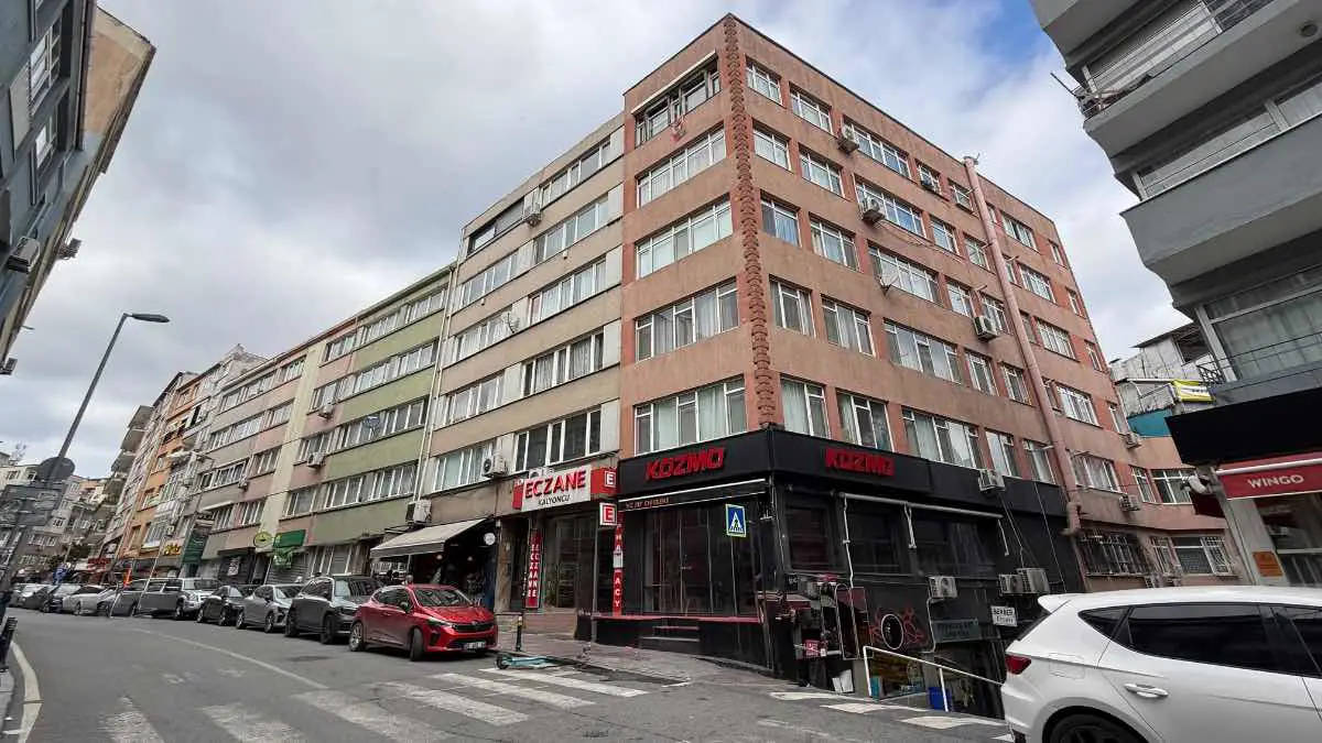 BEŞİKTAŞ AKARETLER GİRİŞİNDE GÜNEY CEPHE, BOĞAZ MANZARALI 2+1
