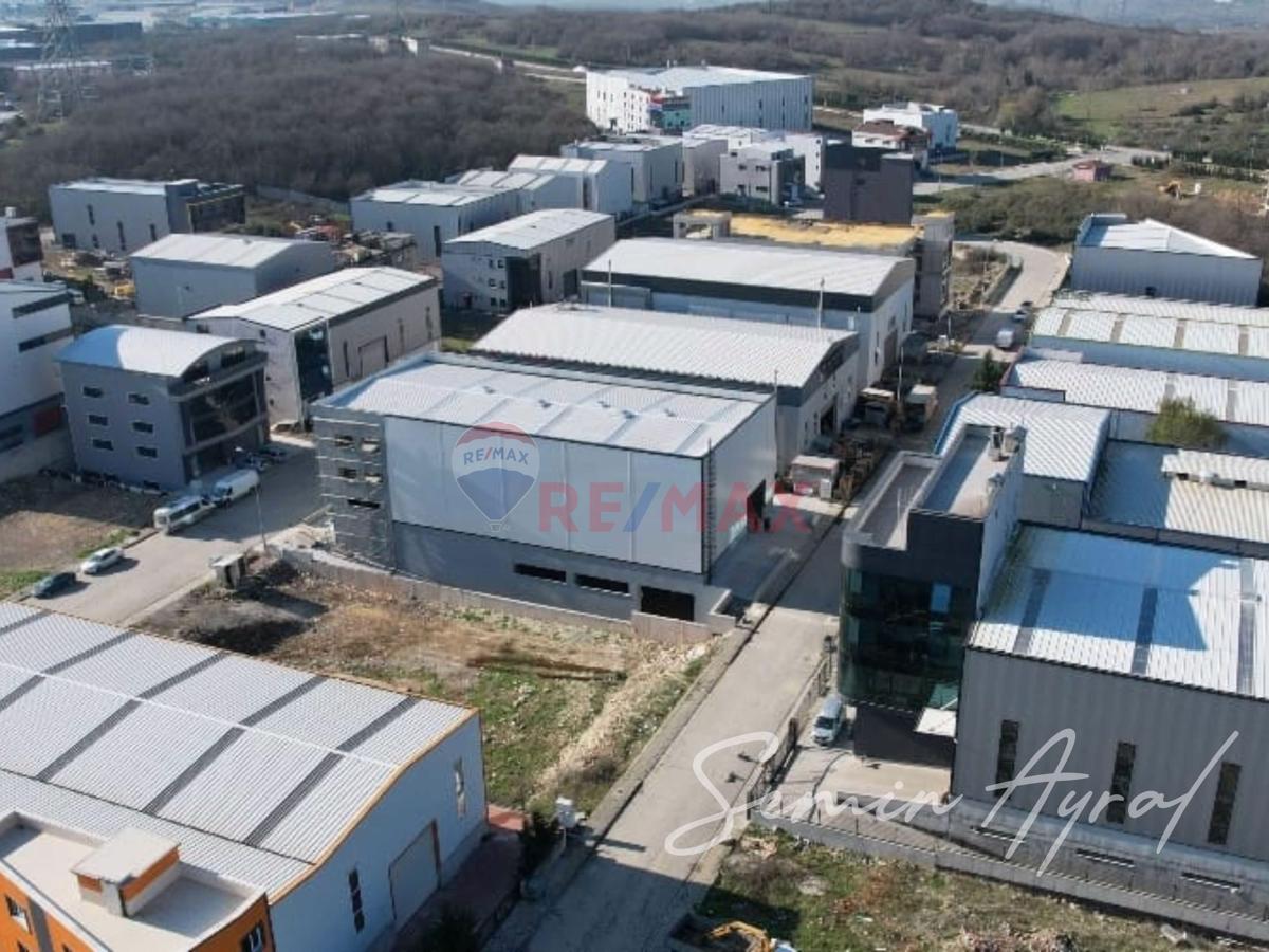 DILOVASI KOBİ OSB BACASIZ SANAYIYE UYGUN 2 KATLI 2200 M2 KIRALIK FABRIKA