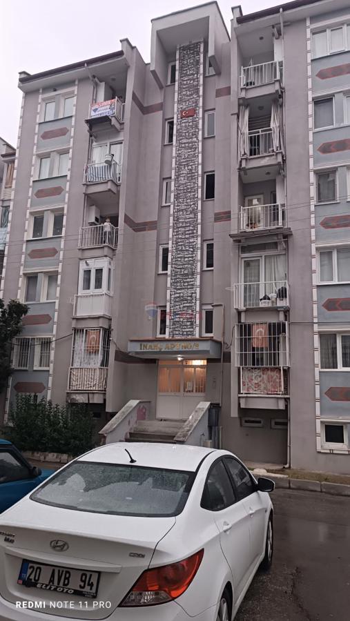 Remax Model Denizli'den Meska Evleri'nde 2+1 Satılık Daire