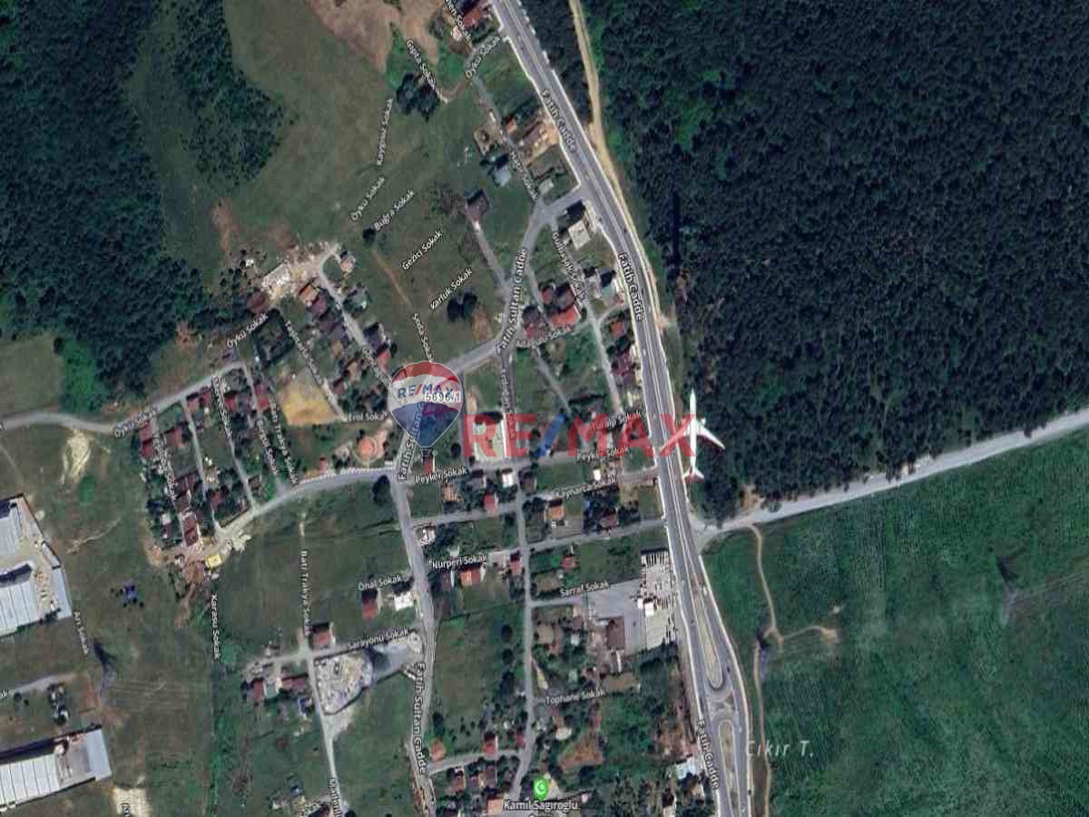 ARNAVUTÖY FATİH CADDESİNE YAKIN 636 M2 İMARLI ARSA