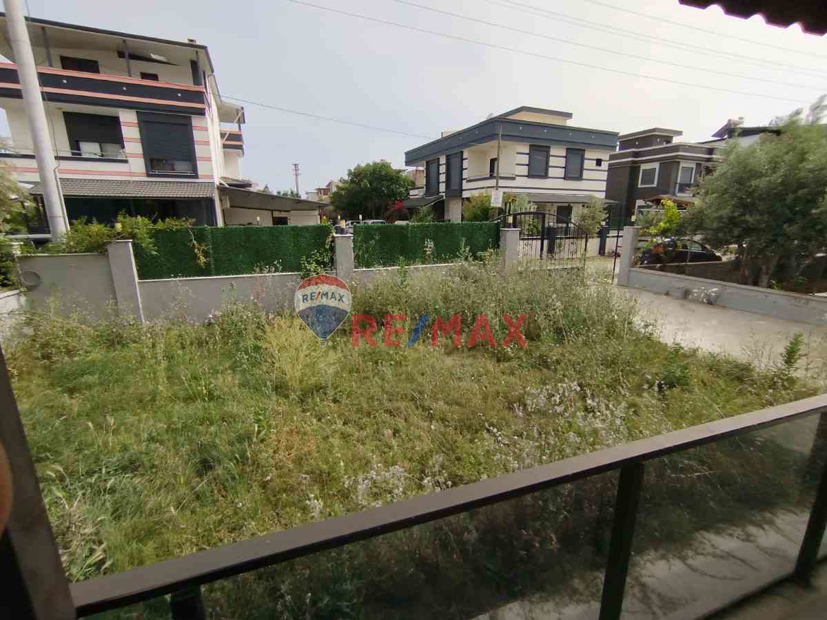 SEFERİHİSAR ÜRKMEZDE ÖZEL BAHÇELİ OTOPARKLI 2+1 BAHÇE DUBLEKS