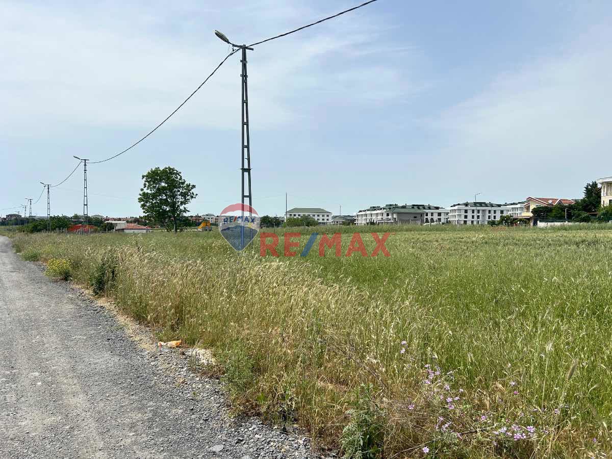 BÜYÜKÇEKMECE CELALİYE DENİZ MANZARALI SATILIK İMARLI ARSA 