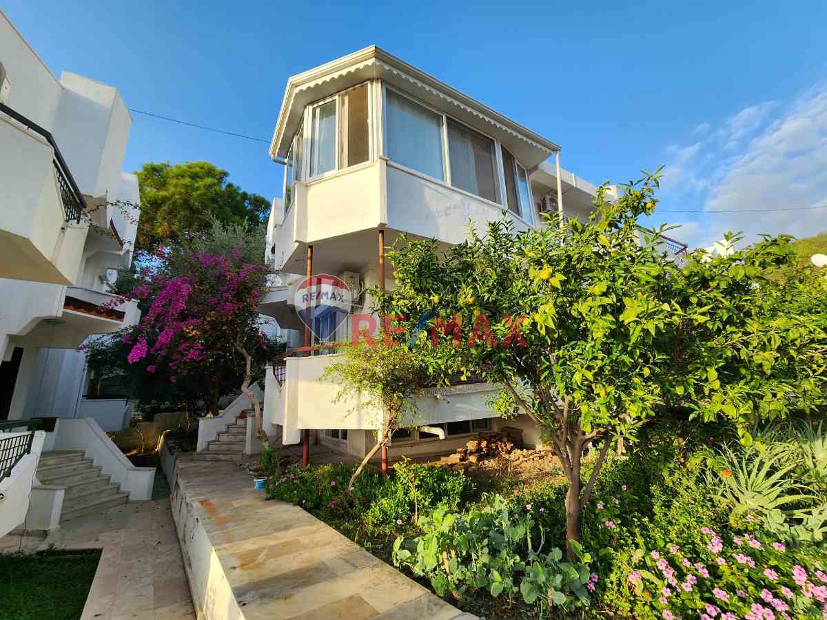 DEMİRTAŞ AYÇAM TATİL SİTESİNDE KİRALIK DENİZ MANZARALI VİLLA