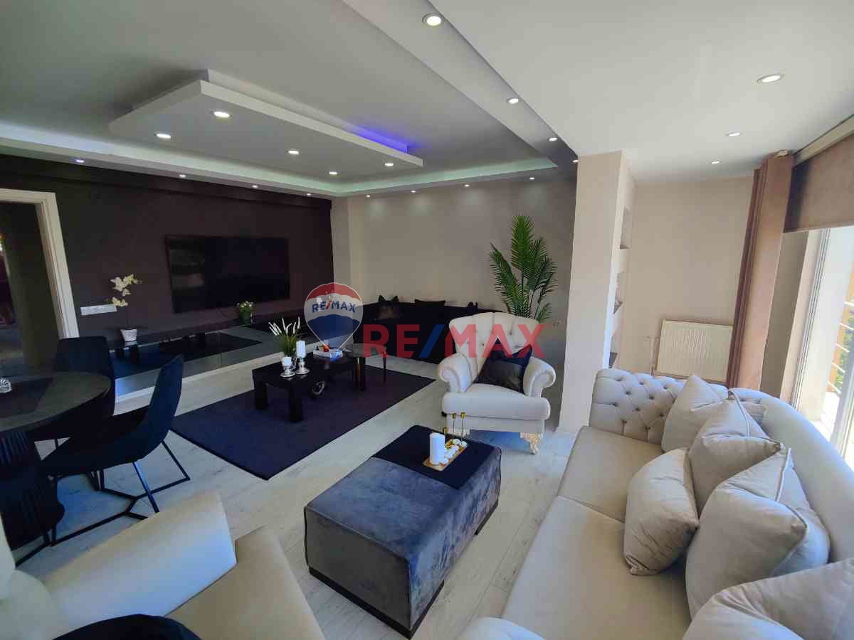 RE/MAX İNCİ'DEN MUHTEŞEM MANZARALI SATILIK FOURLEX  VİLLA 