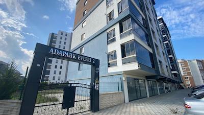 KIZILCIKLI ADAPARK EVLERİ KİRALIK 3+1