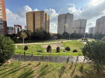 PAZARA HASTANEYE KOMŞU KIRALIK 3+1 BOYALI TEMIZ DAIRE