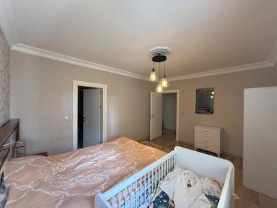 PAZARA HASTANEYE KOMŞU KIRALIK 3+1 BOYALI TEMIZ DAIRE