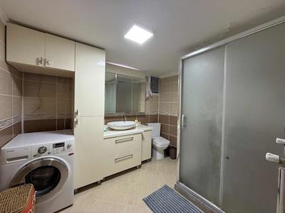 PAZARA HASTANEYE KOMŞU KIRALIK 3+1 BOYALI TEMIZ DAIRE