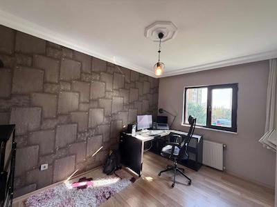 PAZARA HASTANEYE KOMŞU KIRALIK 3+1 BOYALI TEMIZ DAIRE