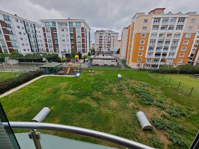 AKA RESIDENCE'DA TAMAMEN YENİLENMİŞ PEYZAJ CEPHE DAİRE