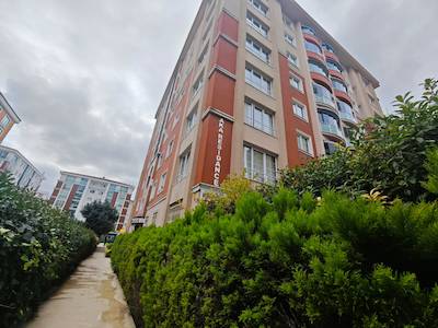 AKA RESIDENCE'DA TAMAMEN YENİLENMİŞ PEYZAJ CEPHE DAİRE