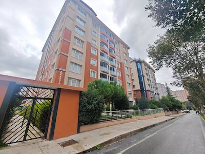 AKA RESIDENCE'DA TAMAMEN YENİLENMİŞ PEYZAJ CEPHE DAİRE