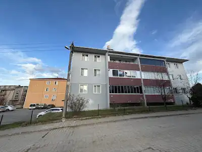 GÖLCÜK YENI MAH. SATILIK ARAKAT 3+1 DAIRE