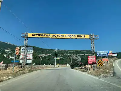 GEYİKBAYIRI'NDA SATILIK ARSA