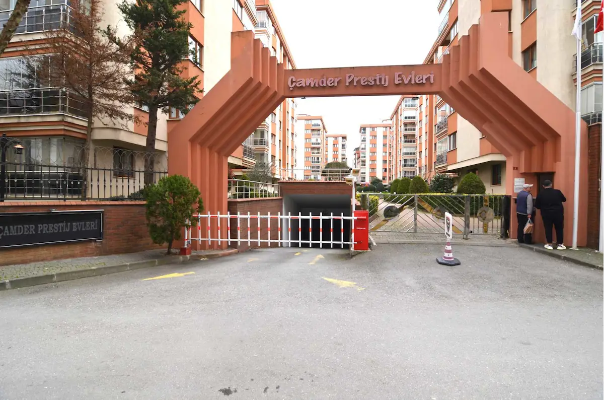 REMAX PROF ÇAMDER PRESTİJ SİTESİ SATILIK BOŞ 3+1 DAİRE