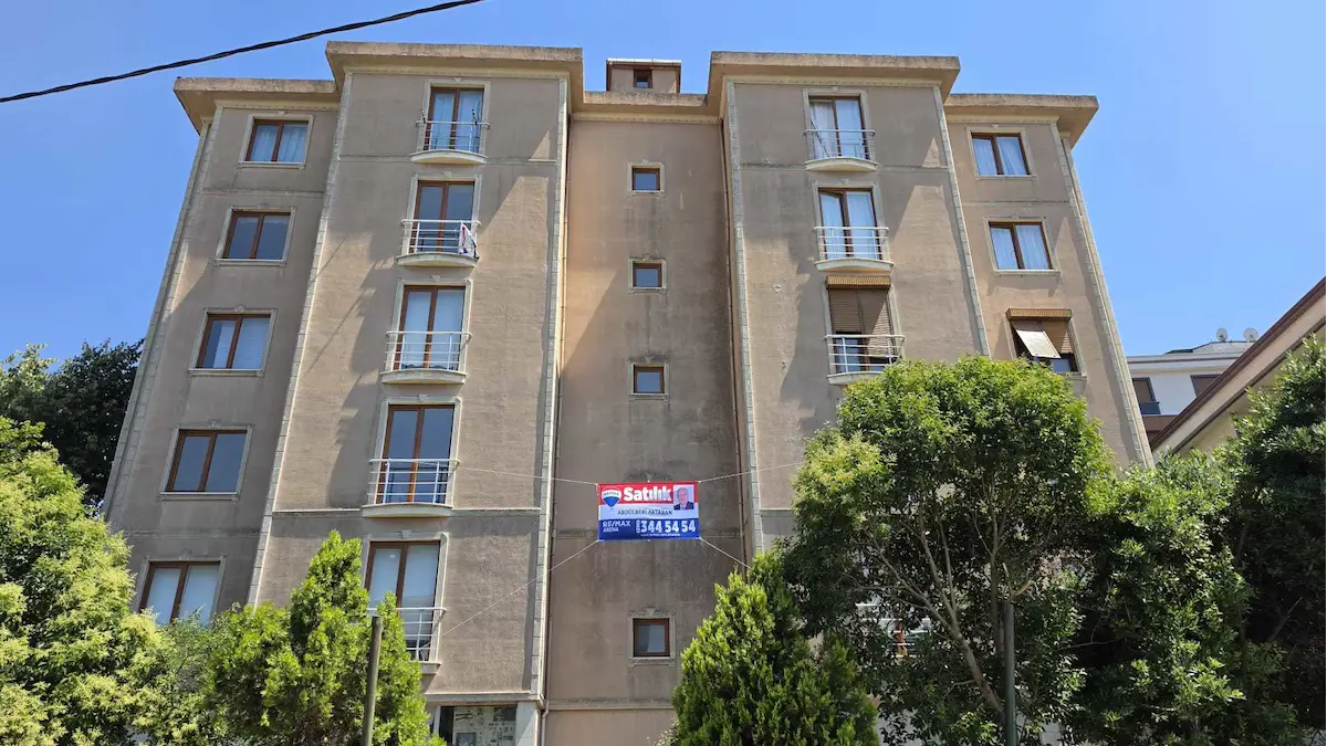 ÜMRANIYE IHLAMURKUYU'DA SATILIK 4+1