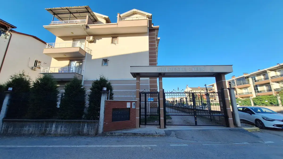 UZUNÇİFTLİK MERKEZİ LOKASYONDA 127 M2 SATILIK 3+1 DUBLEKS DAİRE