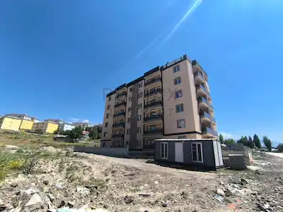 RE/MAX LACIVERT'TEN HILALKENT'TE KIRALIK 1+1 DAIRE