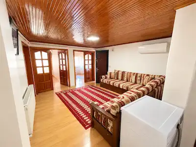 İSTİNYE MERKEZDE HASTANEYE YÜRÜME MESAFESİNDE KİRALIK 3+1 DAİRE