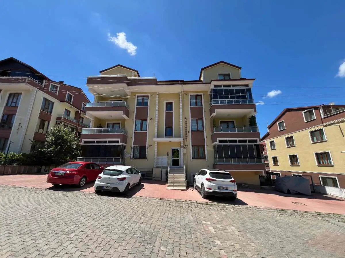 BAŞİSKELE SERDAR MAHALLESİ 3+1 SATILIK DAİRE