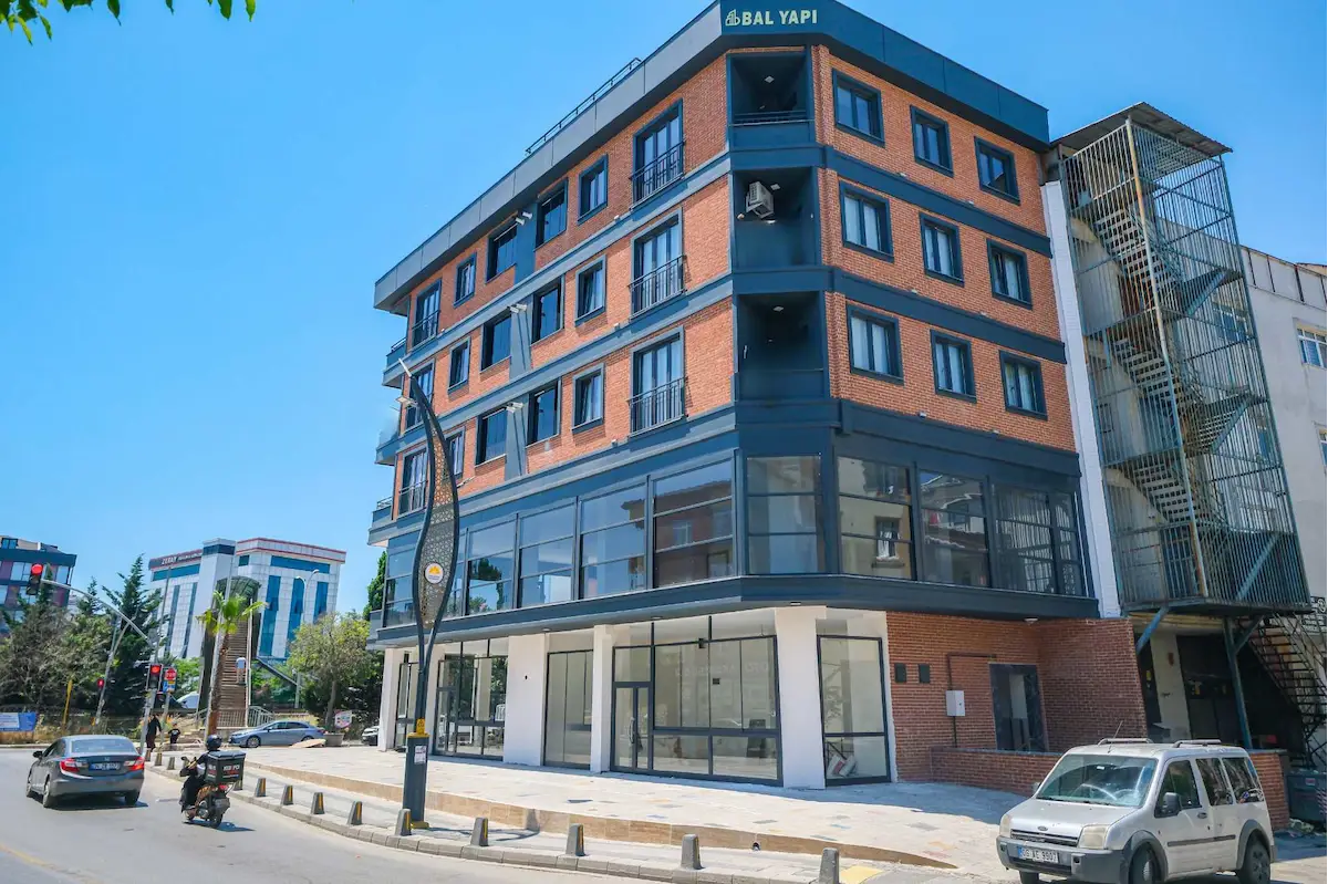 SULTANBEYLİ MUHTEŞEM KONUMDA 4+2 SATILIK DUBLEKS DAİRE