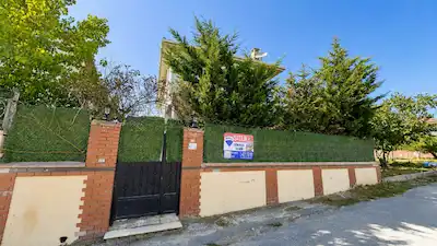 REMAX KAYADAN SATILIK 4+1 MÜSTAKİL VİLLA