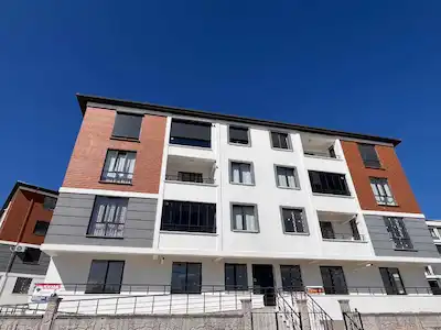 REMAX DEM'DEN CUMHURİYET MAH. 2+1 KİRALIK DAİRE