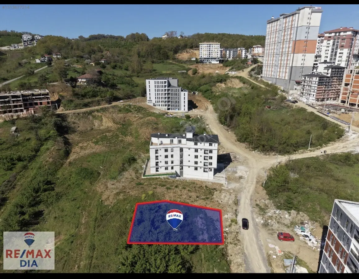 REMAX DIA'DAN KONURALP'TE 352 M² YATIRIMLIK KONUT İMARLI ARSA
