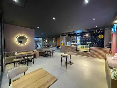 REMAX DOGU'DAN ATAŞEHİR MAHALLESİNDE DEVREN SATILIK KAFE