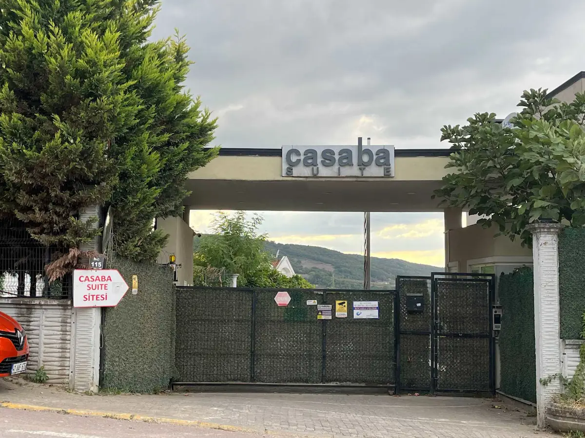 REMAXÇAKRA ÖMER ONAYCI/ BAŞISKELE DAMLAR CASABA SUIT'TE LÜKS 2+1