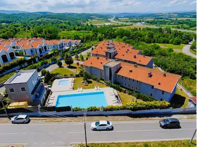 REMAXÇAKRA ÖMER ONAYCI/ BAŞISKELE DAMLAR CASABA SUIT'TE LÜKS 2+1