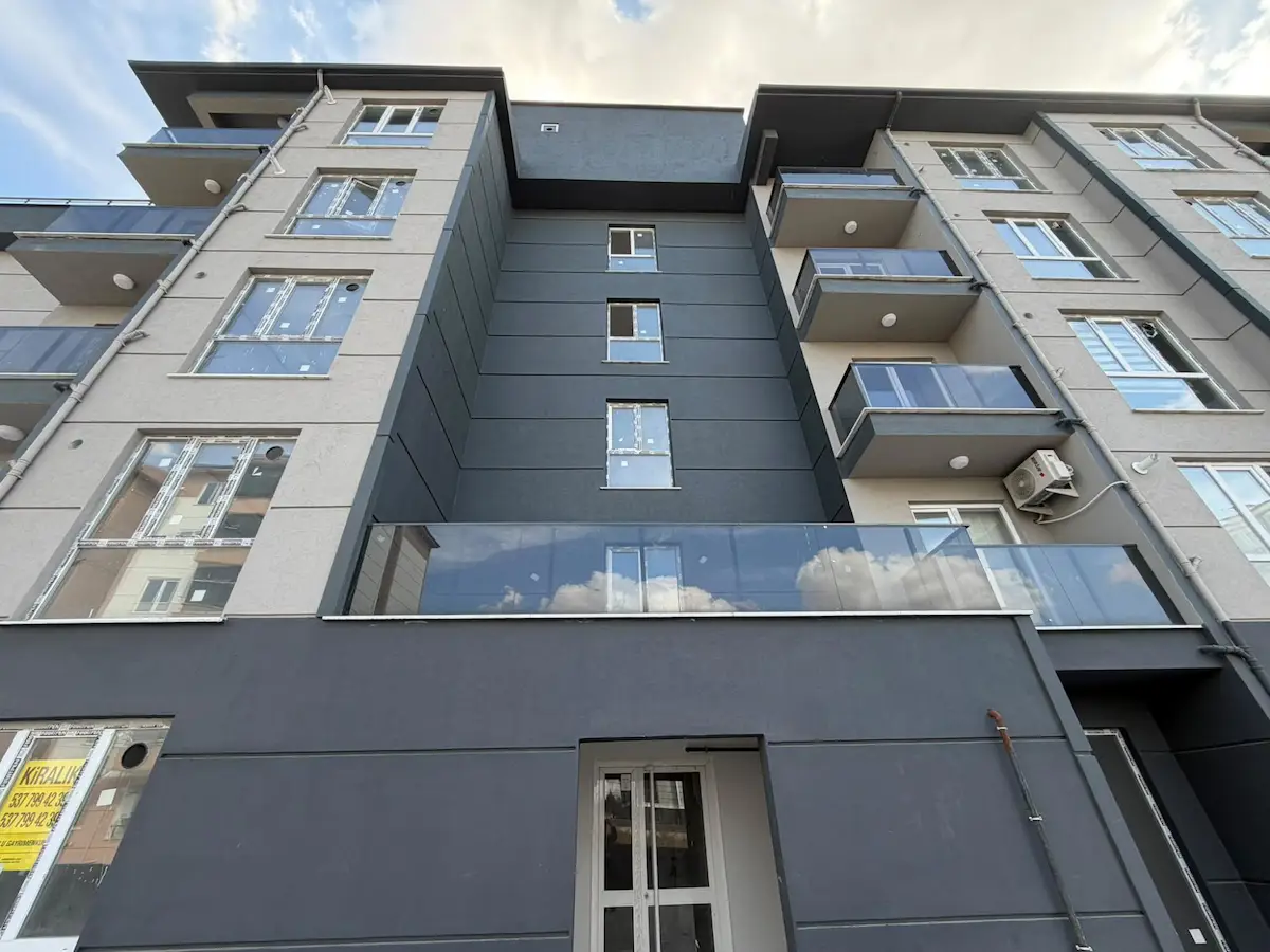 ÇORLU HATİP MAH. SATILIK 1+1 DAİRE