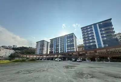  AKSU’DA SİTE İÇİNDE SIFIR 2+1   6. KAT  AÇIK OTOPARK